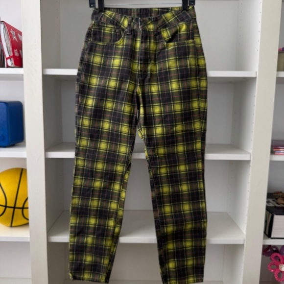 THE RAGGED PRIEST Caddie Lime Check Print Mom Jeans - Picture 5 of 9